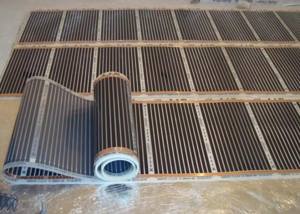 Sistem pemanasan gabungan: radiator lan lantai anget, skema