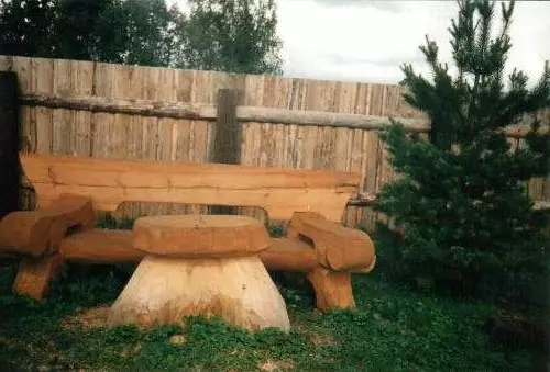 Furnitur taman dari kayu, cabang, rami dan keuangan (25 foto)