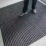 基於橡膠的入口地毯：使用的特點和益處