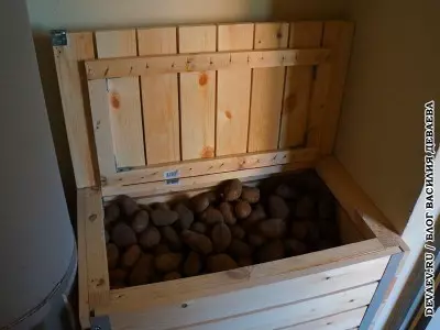 Boîte de rangement de pommes de terre faite maison