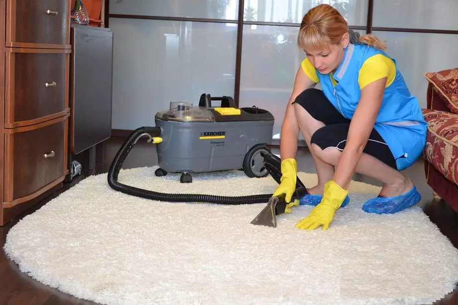 Tepih kemijskog čišćenja kod kuće