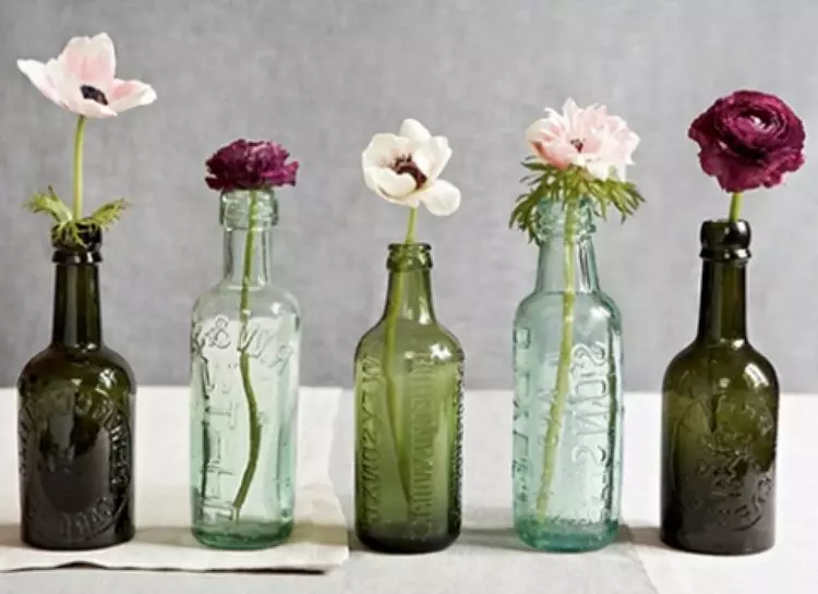 Håndværk fra glasflasker til hjemmet og sommerhuse (36 billeder)