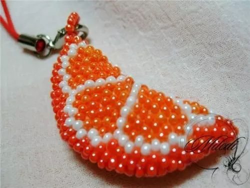 როგორ გააკეთოთ bead keychain საკუთარი ხელებით: სქემები დამწყებთათვის