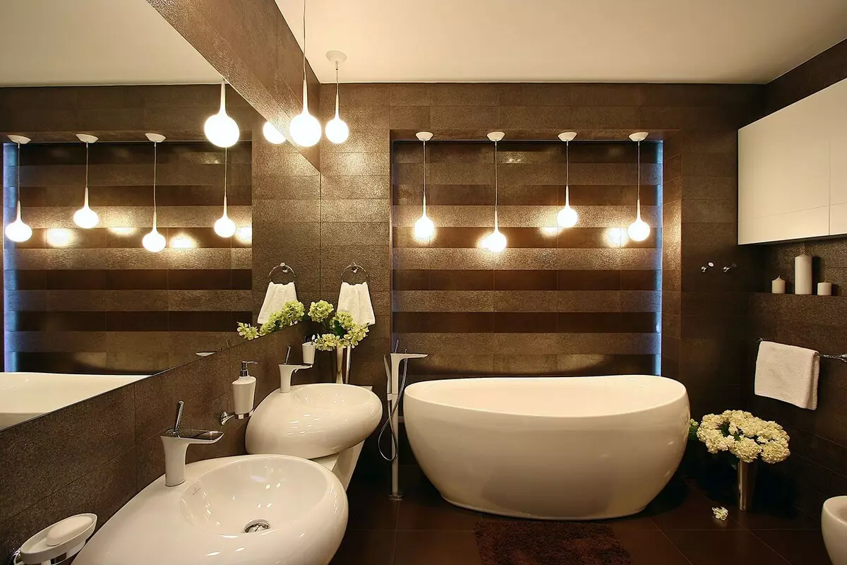 Bagaimana cara memilih lampu di kamar mandi?