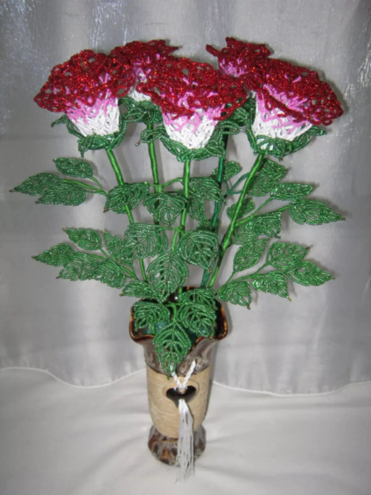 розы из бисера фото красивые