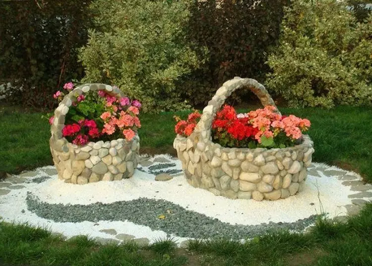 Krásna chata s vlastnými rukami: dekor nápady pre záhradu a dom (48 fotografií)