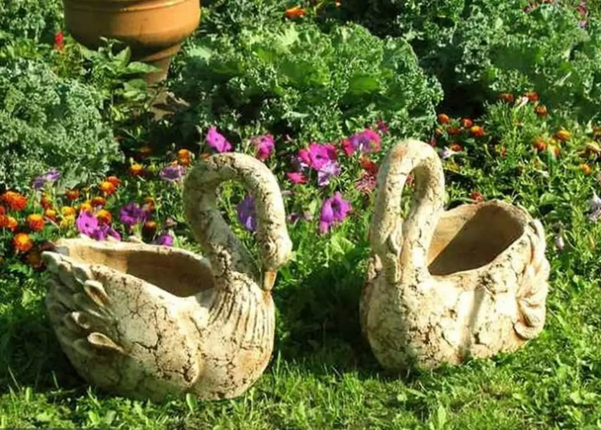 Bonica casa rural amb les teves mans: idees de decoració per a jardí i casa (48 fotos)