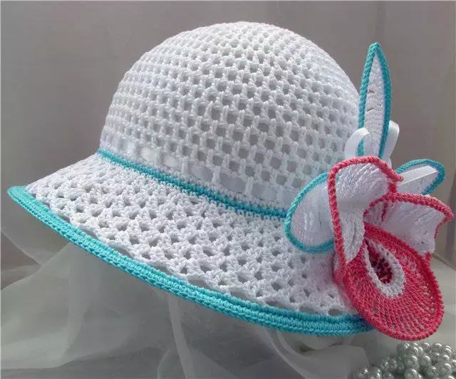 Vasaros kepurės moterims nėrimo: aprašymas su schemų ir vaizdo