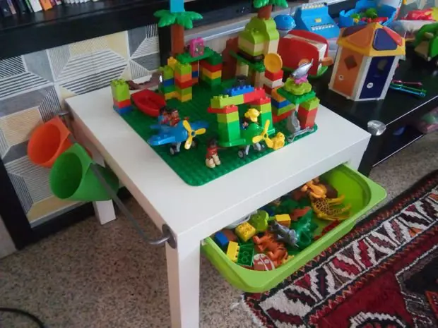 Mesa infantil para Lego Hágalo tú mismo
