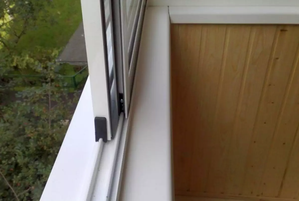 Ako odstrániť okná na balkóne: Tipy a odporúčania