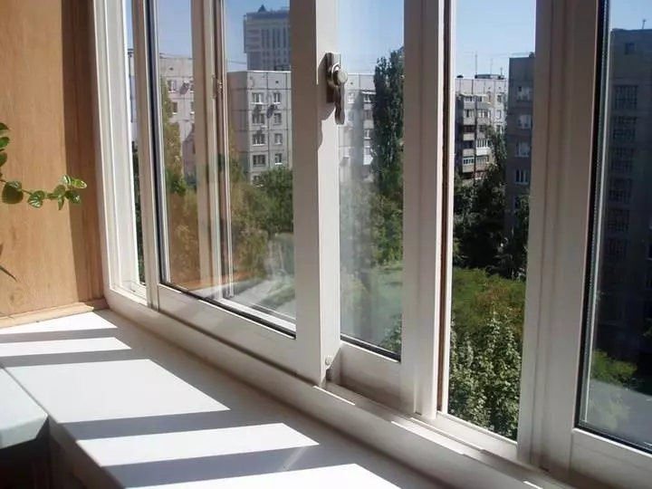 Kako ukloniti prozore na balkonu: Savjeti i preporuke