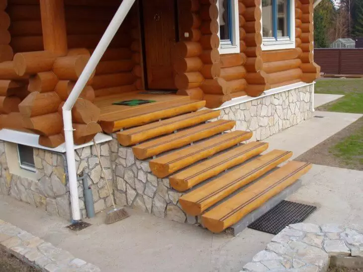 Kako narediti korake za verando z lastnimi rokami?