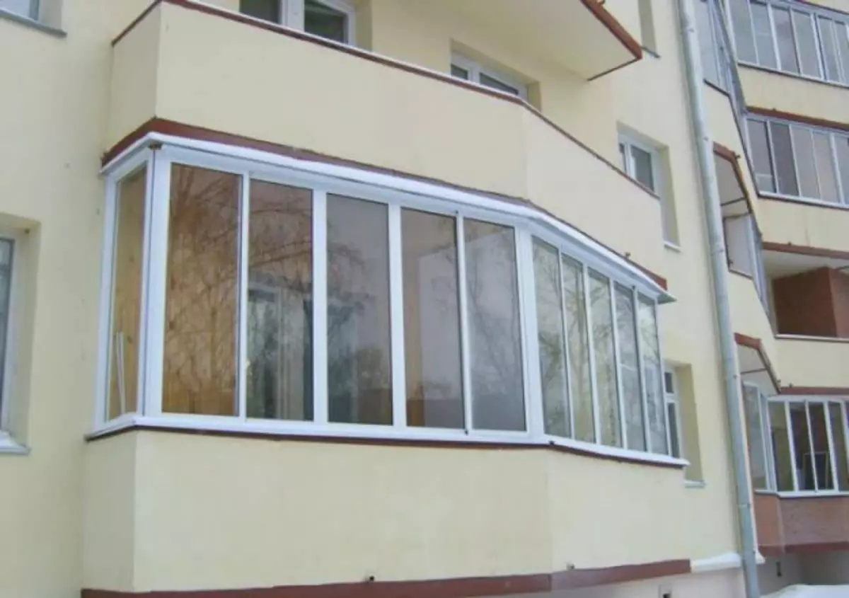 Студен остъклен балкон: плюсове и минуси, идеи и опции
