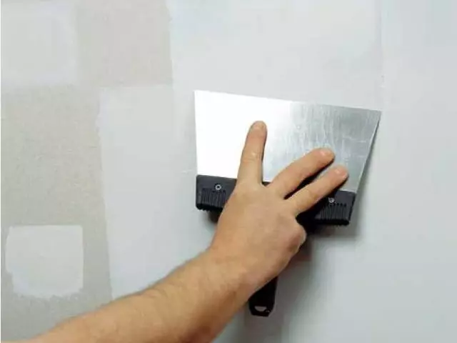 Alineació de les parets en pintura: instruccions pas a pas