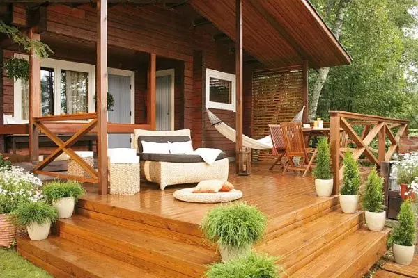 Ideas for the interior of a wooden veranda (50 photos)