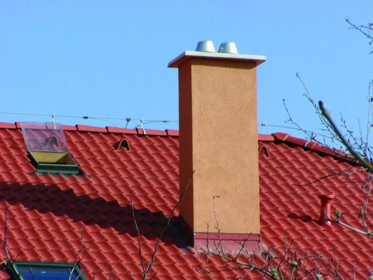چھت پر چمنی کے صحیح آلہ کے لئے تجاویز