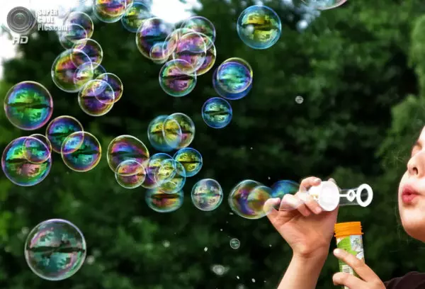 9 cara untuk membuat gelembung sabun di rumah