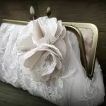 Wedding accessory with your own hands - a handbag for the bride