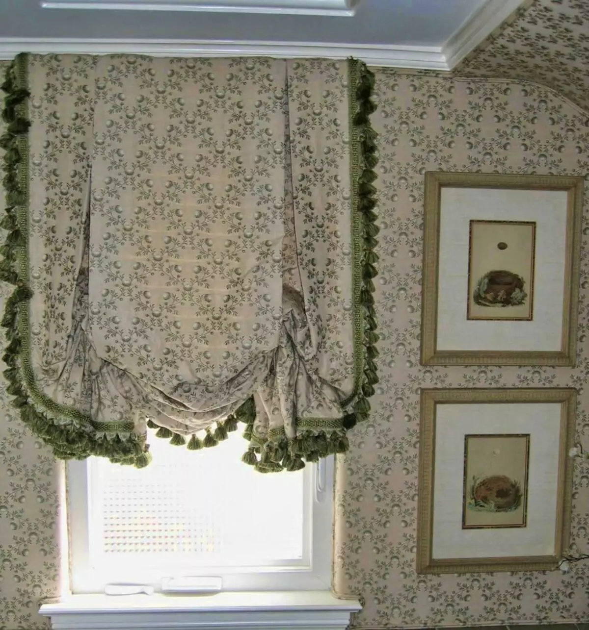 Stilfulle og koselige gardiner for hallen (+40 bilder)