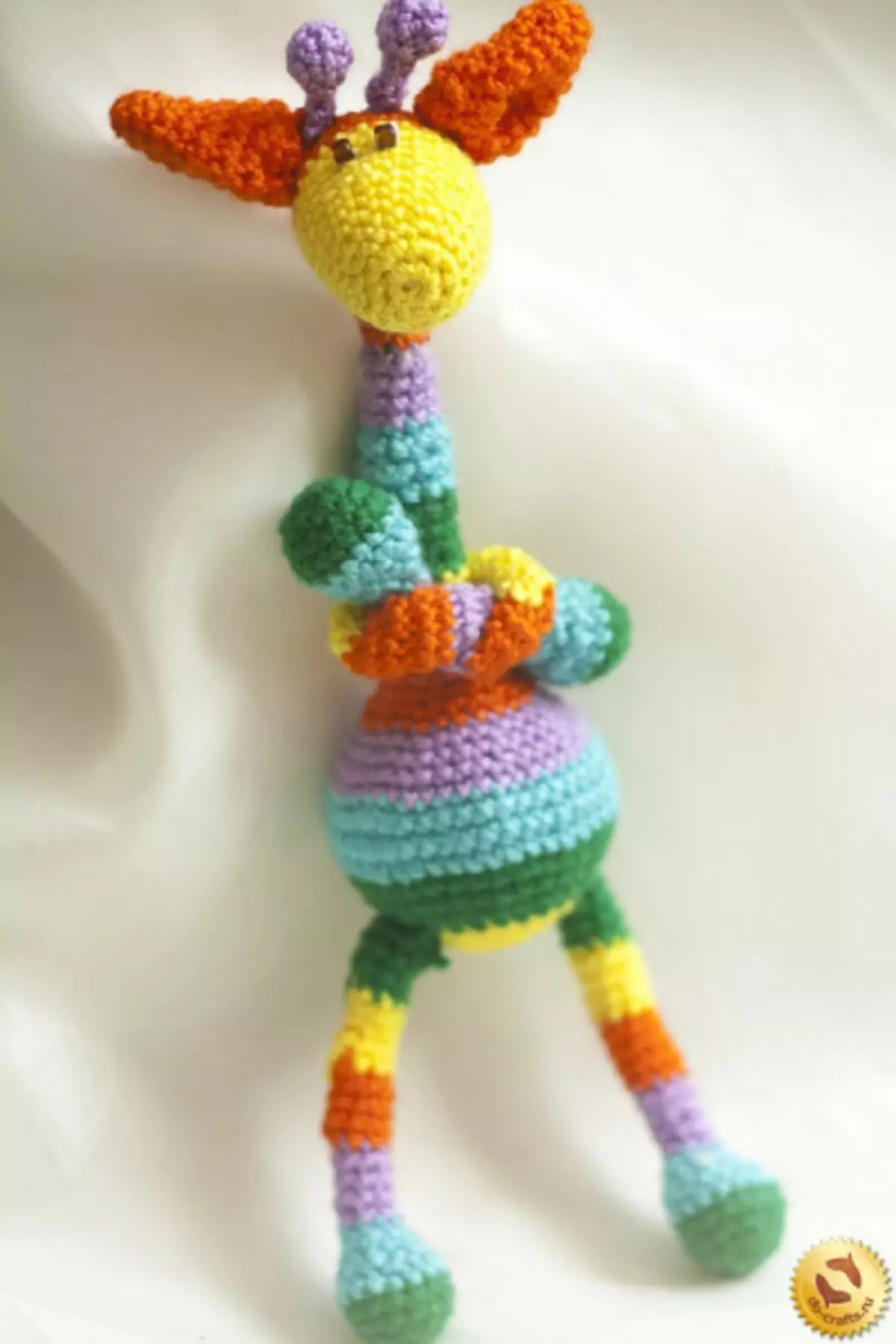 Giraffe crochet mei in diagram en beskriuwing: Masterklasse mei fideo