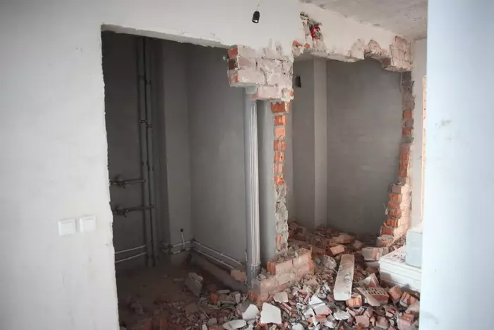 Cum de a determina pereții rulmenți în Hrușciov și case de panou