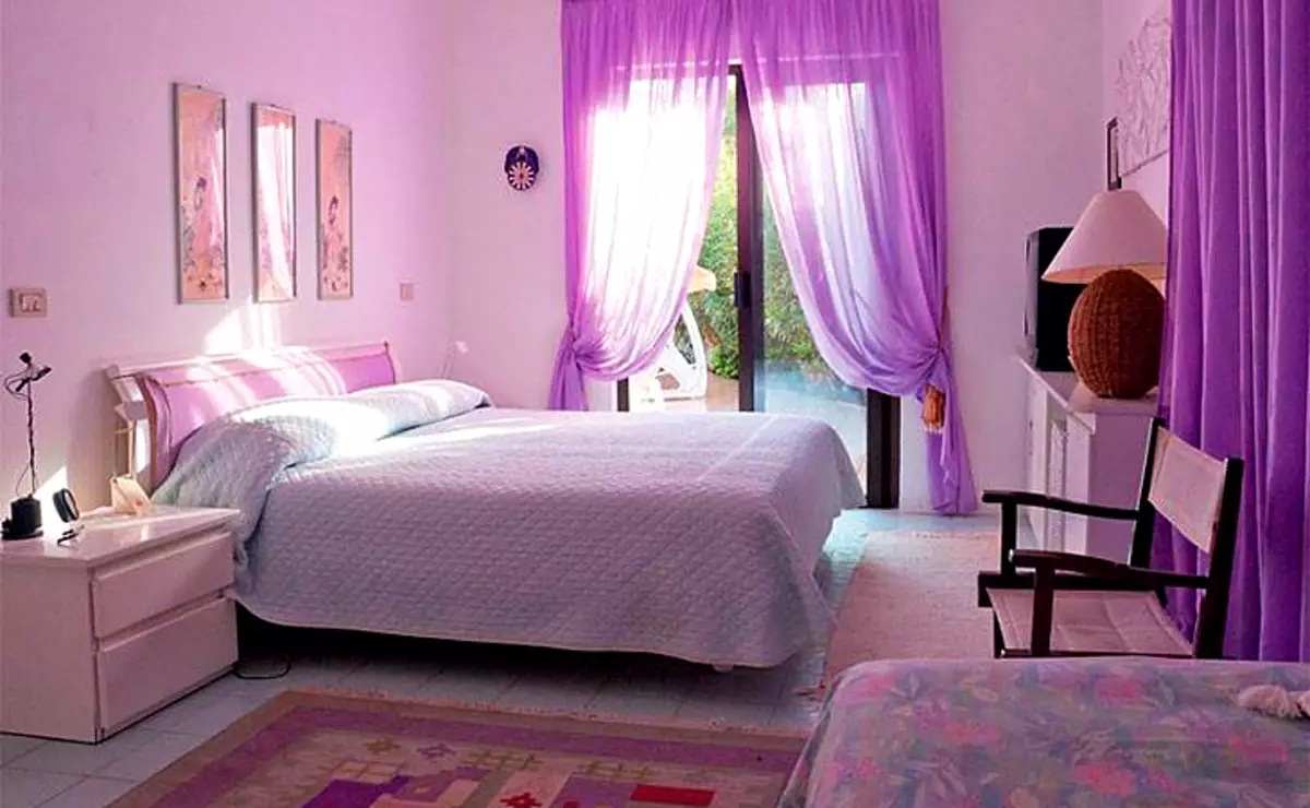 Фіолетові штори в інтер'єрі - магія кольору і смаку