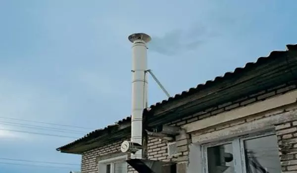 Jinsi ya kuondoa vizuri chimney kupitia ukuta?