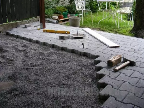 How to lay Slabs Paves