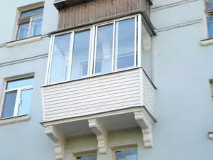 Loggia жана балкон