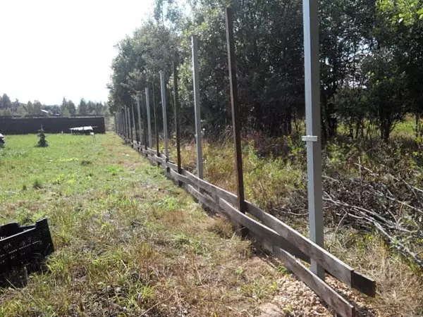 Как да направите дървена ограда: инструкции стъпка по стъпка (3 фото доклада)