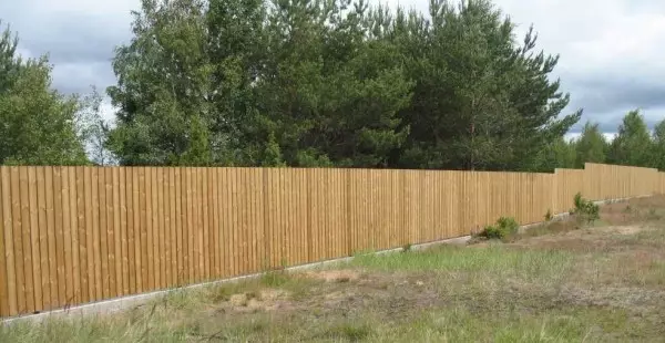 Как да направите дървена ограда: инструкции стъпка по стъпка (3 снимки доклада)