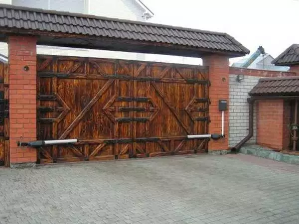 How to make an automatic gate: choose the drive