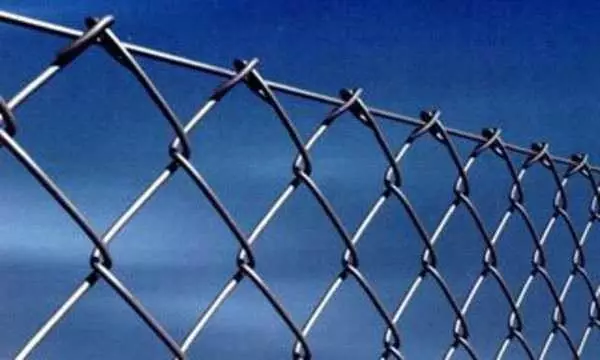 Kako staviti ogradu iz lančane mreže