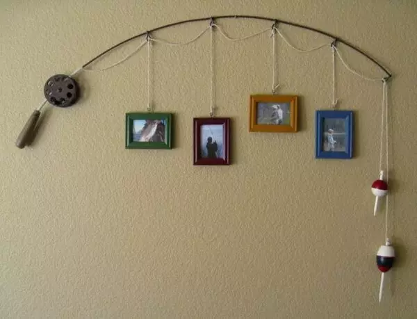 Hoe een foto op de muur te hangen zonder nagels en boren