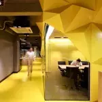 Kombination af gul i interiøret