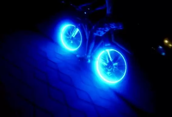 Jalgratta taustvalgustus LED-lint teeb seda ise