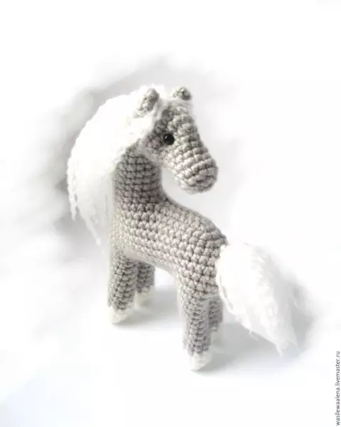 Crochet Horse: Motifs থেকে আফ্রিকান অঙ্কন প্রকল্প এবং বিবরণ