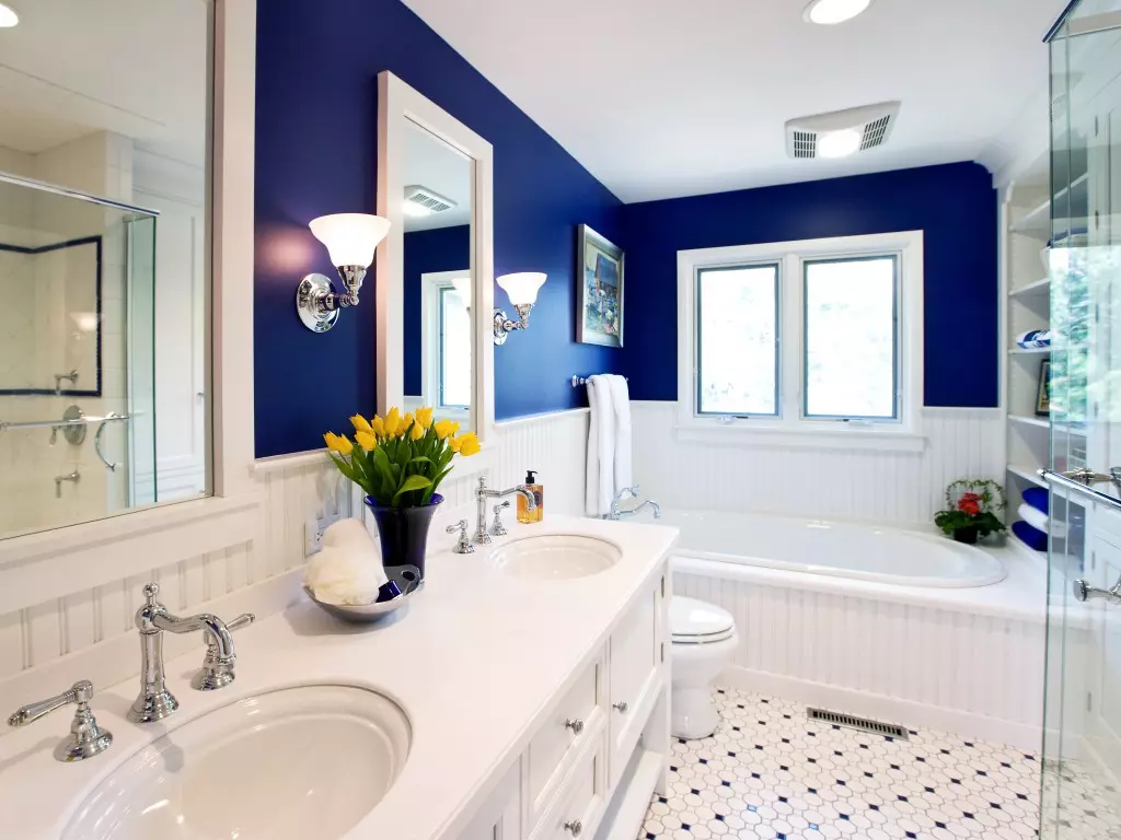 Дизайн ванної кімнати в контастних кольорах