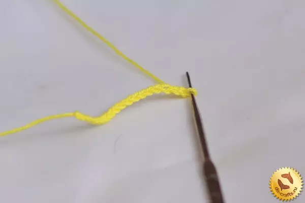 De Schema oval Crochet fir Ufänger: eng detailléiert Beschreiwung mam Video