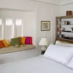 Тесна спална соба: Дизајн, опции за изгледот