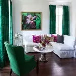Interior verde de los apartamentos.