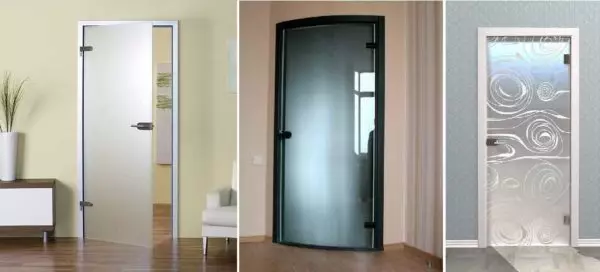Pintu dalaman yang diperbuat daripada kaca