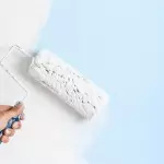 Як правильно фарбувати стіни валиком без смуг? [поради