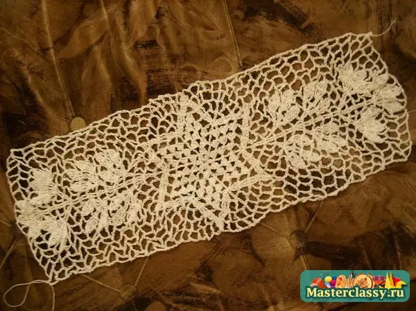 Sxemlər və təsvirləri olan yeni başlayanlar üçün oval Crochet salfeti