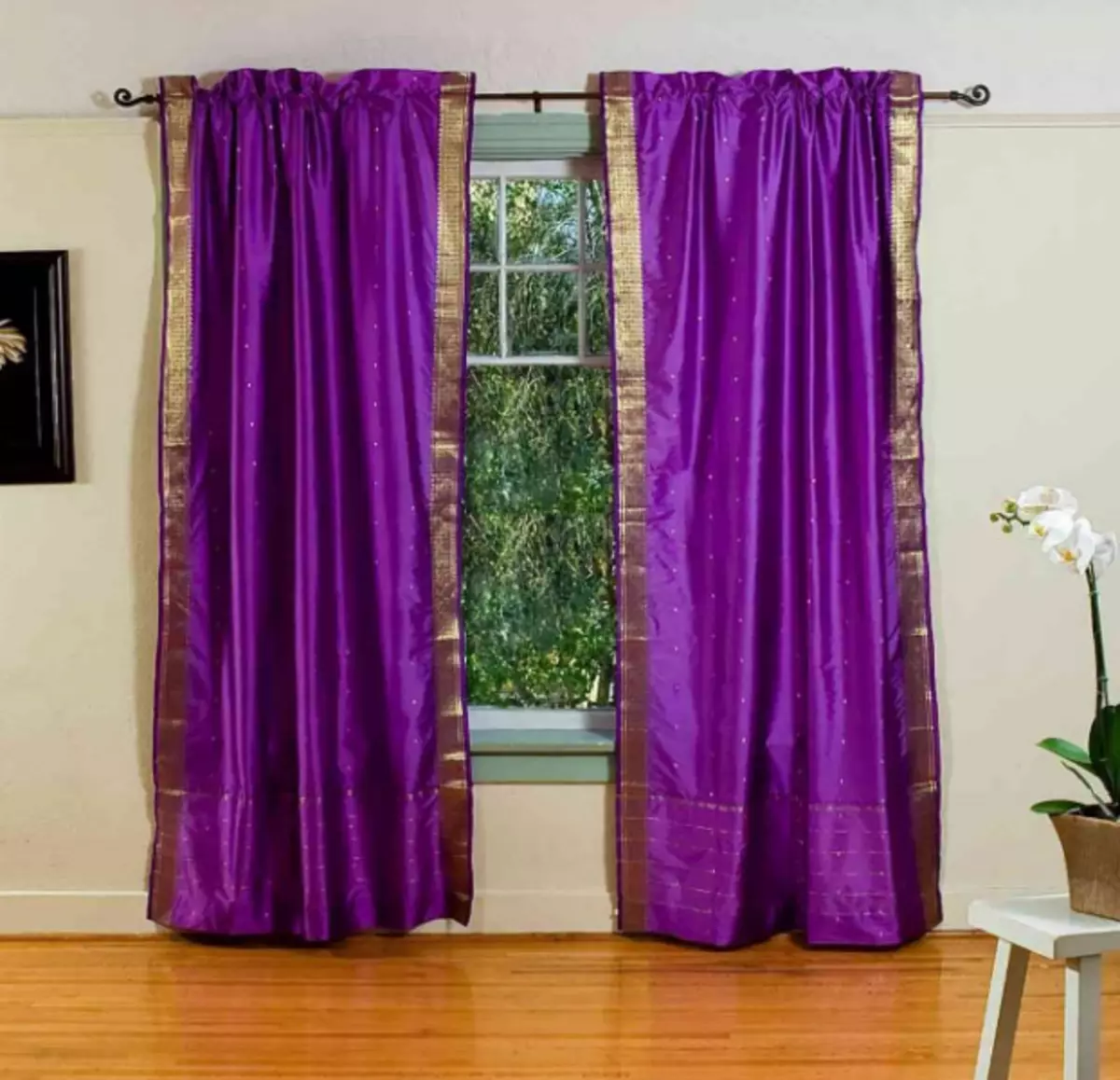 Is it suitable in your interior of the curtain lilac color?
