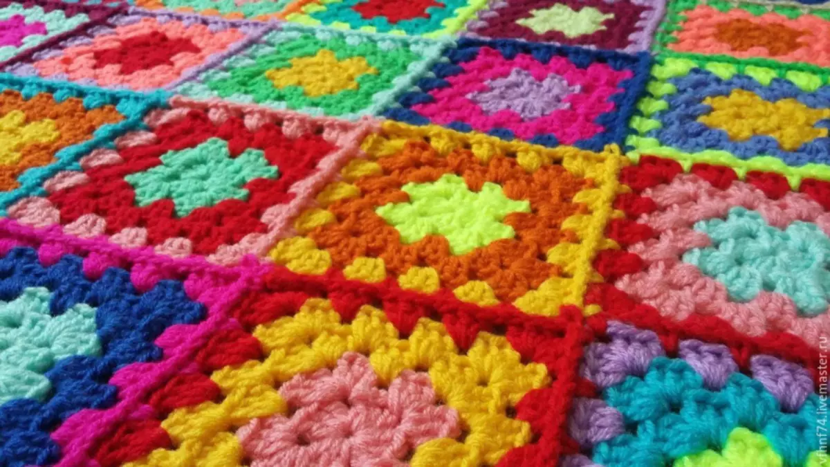 Crochet's Square: Pelajaran video untuk merajut dari sudut dan dalam lingkaran dengan foto