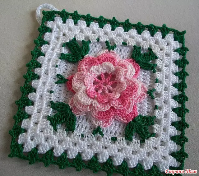 Crochet's square: video lessons for knitting from the corner and in a circle with photos