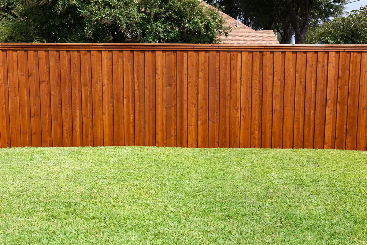Scegliere una recinzione per il cottage: 5 principi di base
