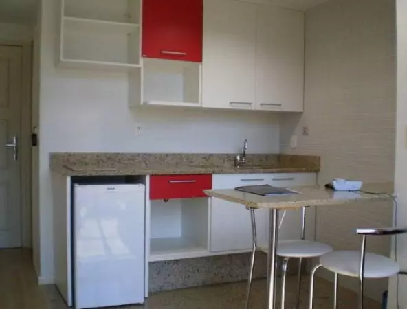 Міні-кухні для дому: готуємо з комфортом в обмеженому просторі (20 фото)