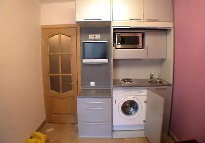 自宅のための簡易キッチン：限られたスペースで快適さを準備する（20枚の写真）
